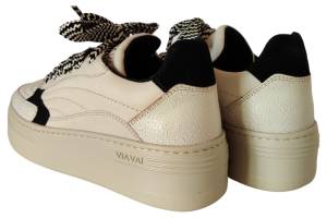 VIA VAI 62103  ISA beige sneaker - www.claessensschoenen.nl