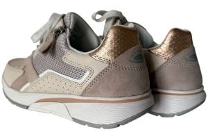 GABOR 66.878.33 beige sneaker - www.claessensschoenen.nl