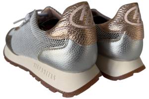 HISPANITAS CHV253869 goud sneaker - www.claessensschoenen.nl