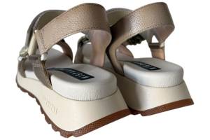 HISPANITAS CV253898 beige sandaal - www.claessensschoenen.nl